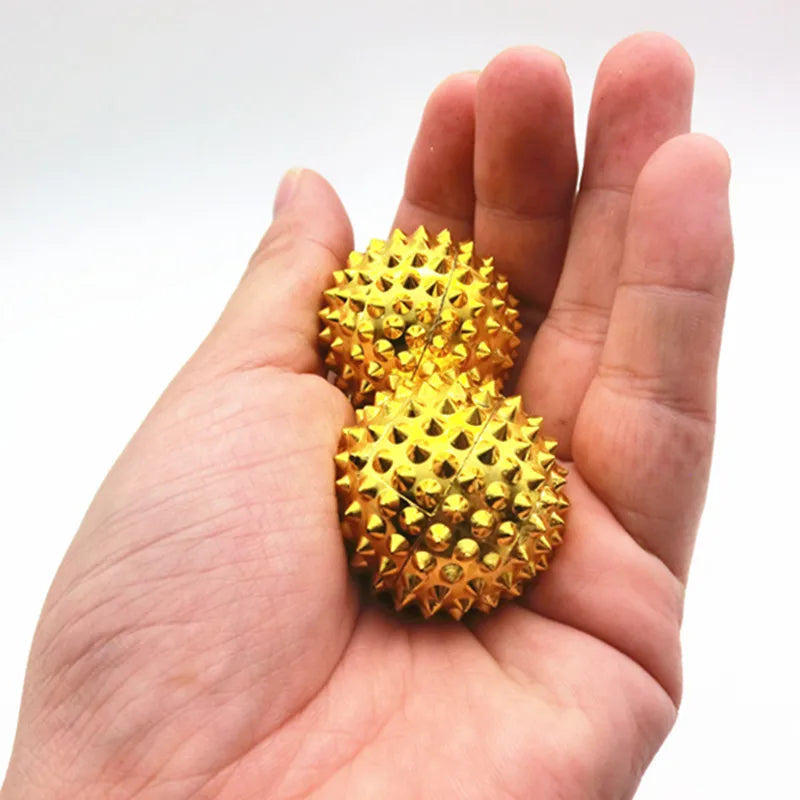 2 pcs Hand and Palm Magnetic Acupoint Acupuncture Massage Ball.